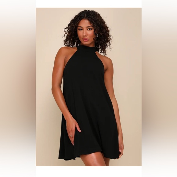 Lulus Dresses & Skirts - Lulu's Black Strapless Dress